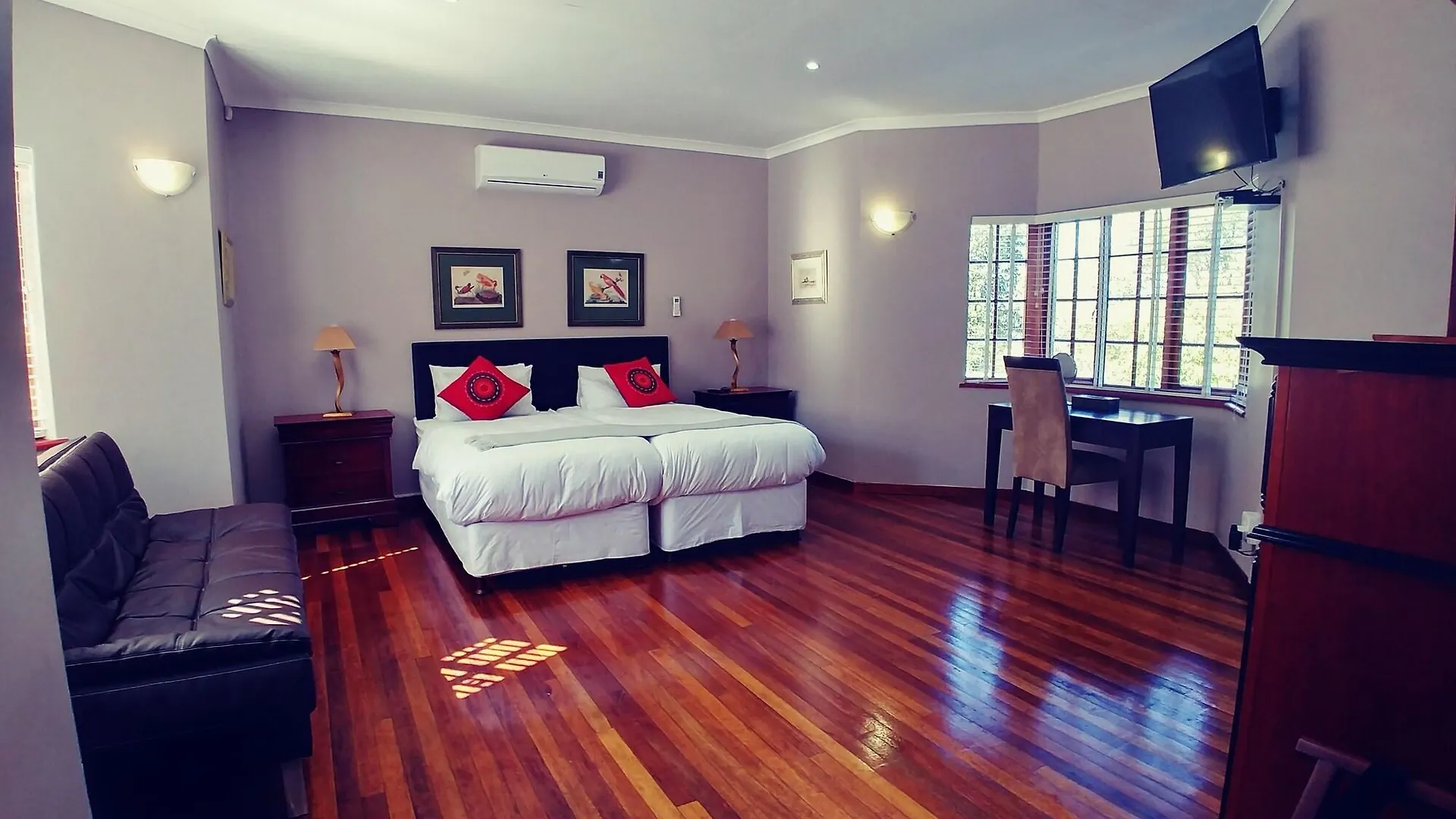 Winelands Villa Guesthouse And Cottages Somerset West 4*,