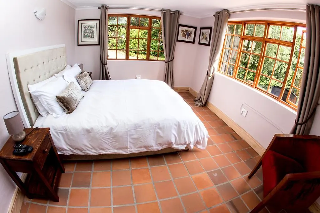 Winelands Villa Guesthouse And Cottages Somerset West Guest house