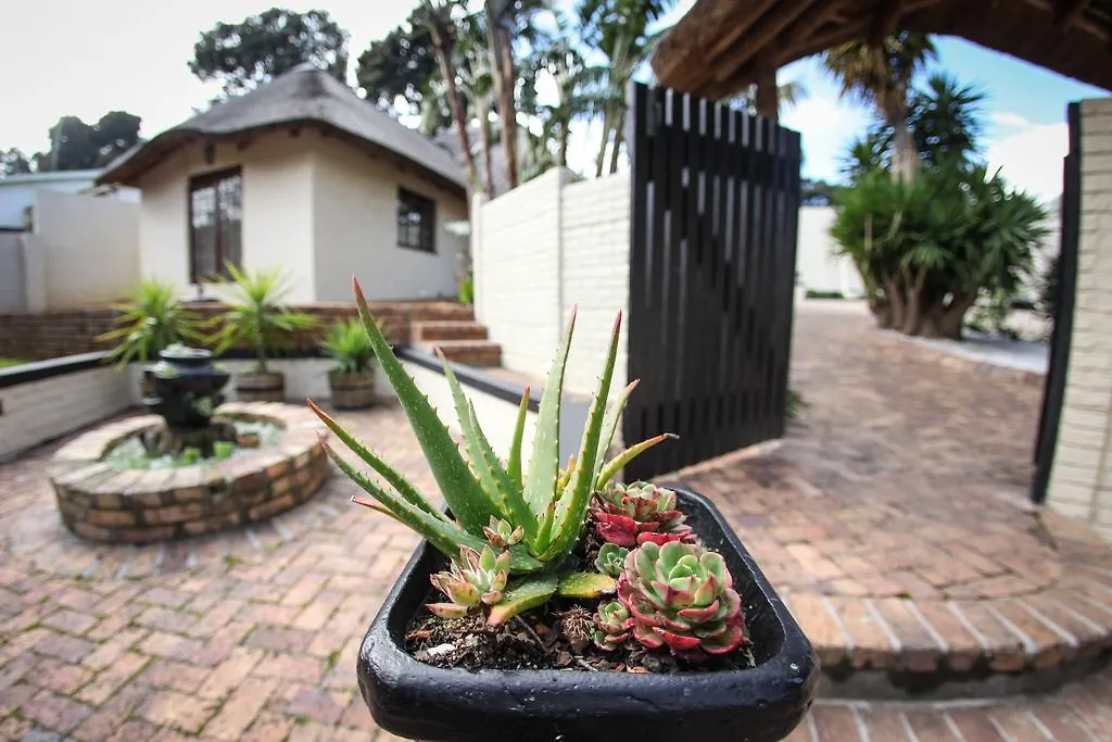 Winelands Villa Guesthouse And Cottages Somerset West Guest house