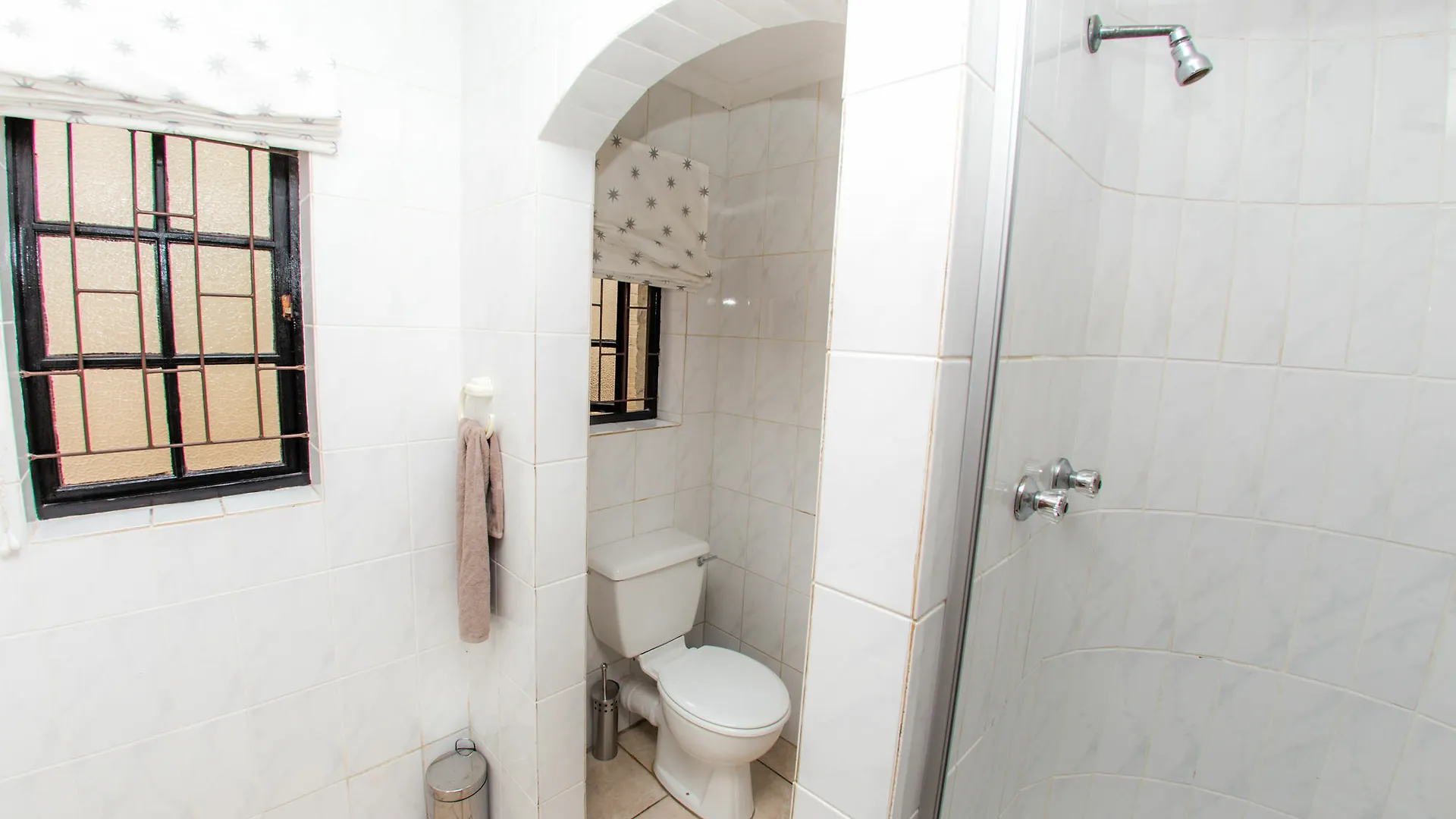 Winelands Villa Guesthouse And Cottages Somerset West